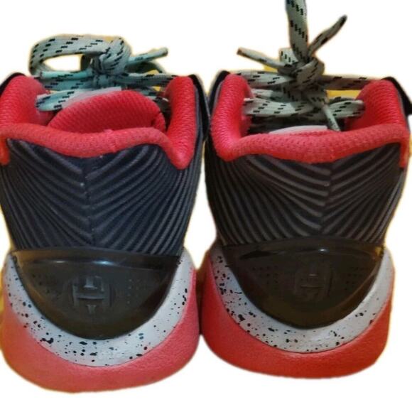 Adidas James Harden Step backs Black & Grey 4.5 Boys Big Kid - Picture 9 of 9